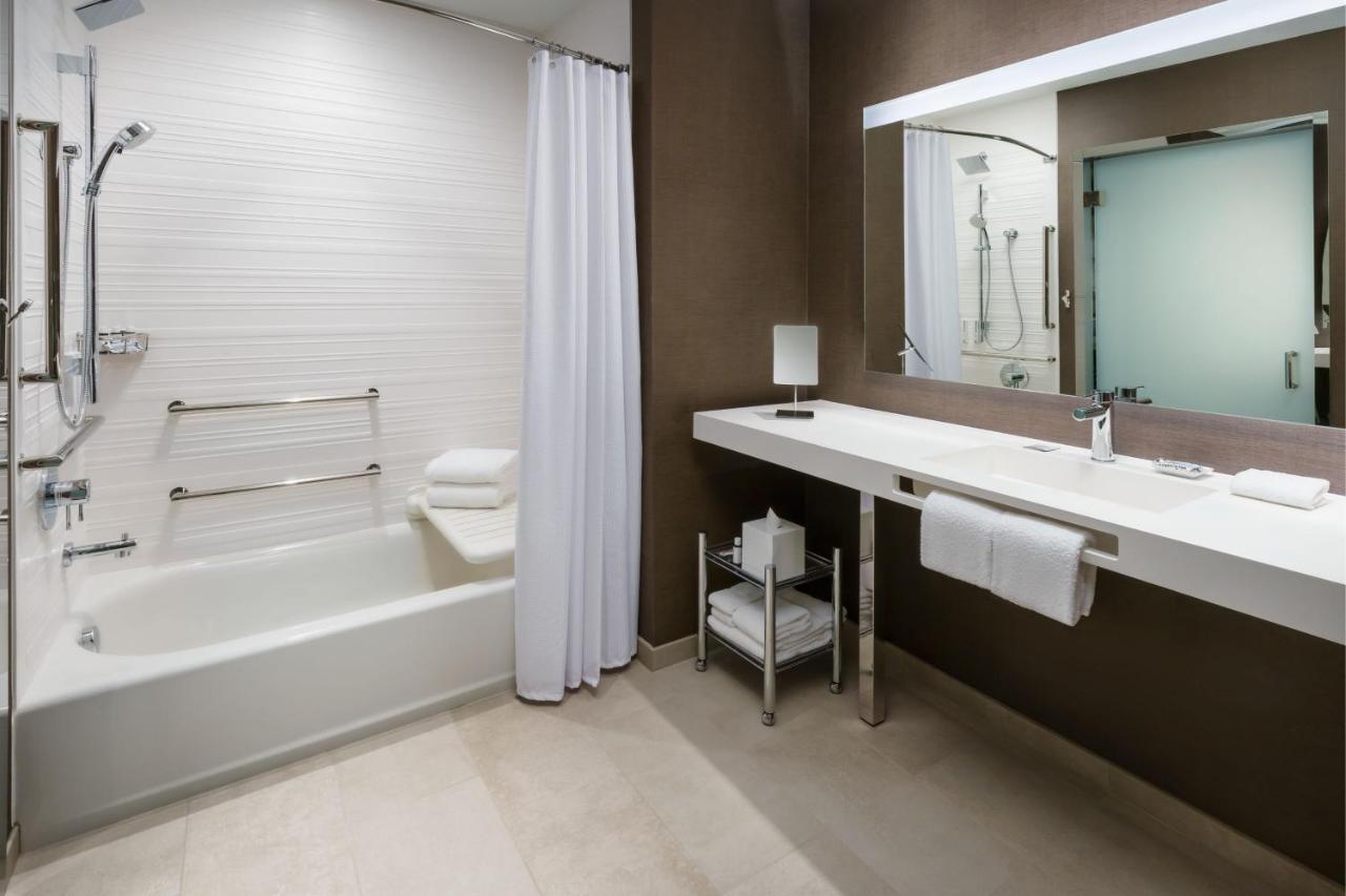 Ac Hotel By Marriott Portland Бивертон Экстерьер фото
